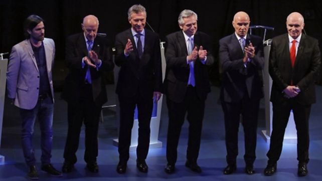Al margen de las sonrisas del final entre todos los candidatos