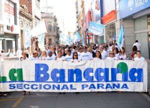 Dictan conciliación obligatoria y suspenden el paro bancario