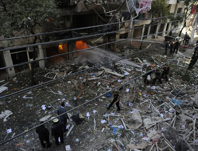 Impactantes imágenes de la terrible explosión del edificio en Rosario