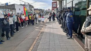 Comerciantes bolivianos de Gualeguaychú se movilizaron para denunciar discriminación