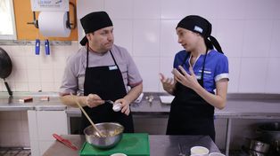Especialistas en vida sana ofrecen sus hamburguesas de quinoa
