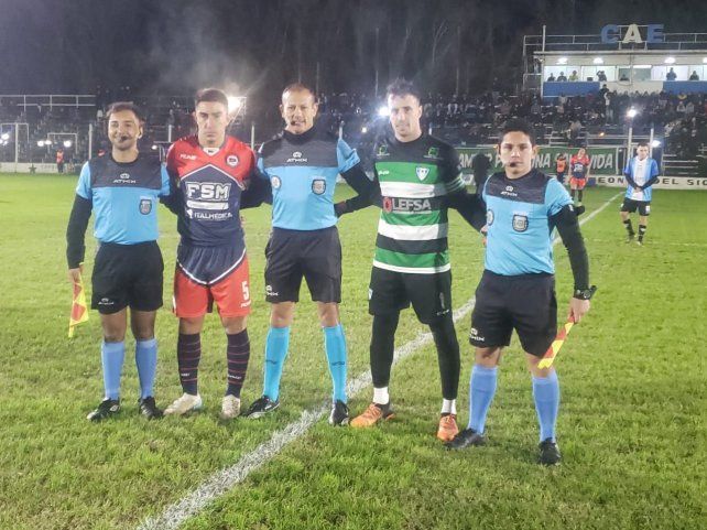 Saludo previo. Central Córdoba logró un empate y definirá la serie en el Gabino Sosa.