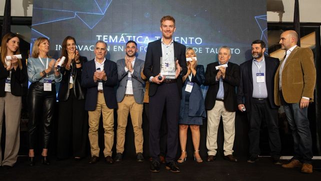 El Polo Tecnológico Rosario ganó el premio Sadosky por su programa Colonias Tecnológicas