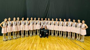 El equipo bicampeón mundial de patinaje artístico Shiric Precision.