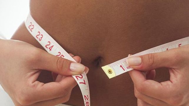 ¿Es posible perder 2 centímetros de grasa abdominal en cuatro semanas?