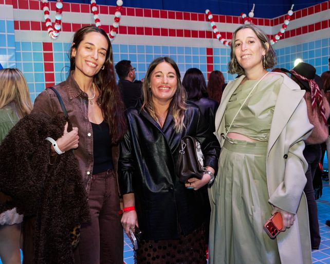 Samanta Juleriaque, Luli Paretti y Carmen Asenjo