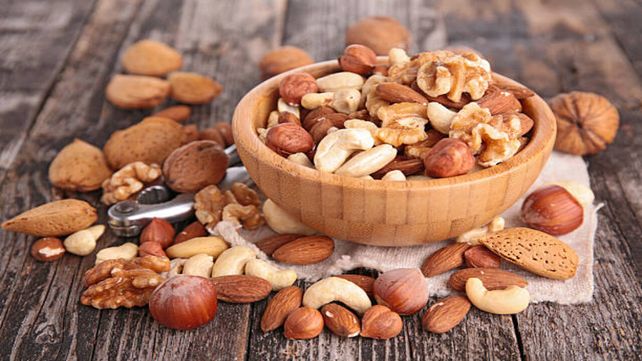 Un alimento considerado como fruto seco tiene mas proteíans que el huevo
