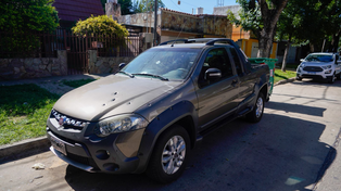 Balean una camioneta y dejan un mensaje dirigido a un recluso de Piñero