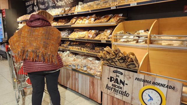 La variación del precio del pan es de entre $1.000 y $2.400 de acuerdo a la zona de la ciudad y si se trata de una panadería