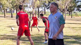 Teremoto Cejas en el nuevo DT de Sportivo Las Parejas.
