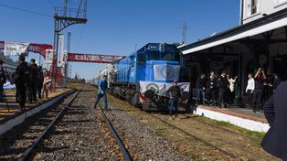El tren Rosario - Cañada de Gómez volvió a rodar en agosto de 2022.