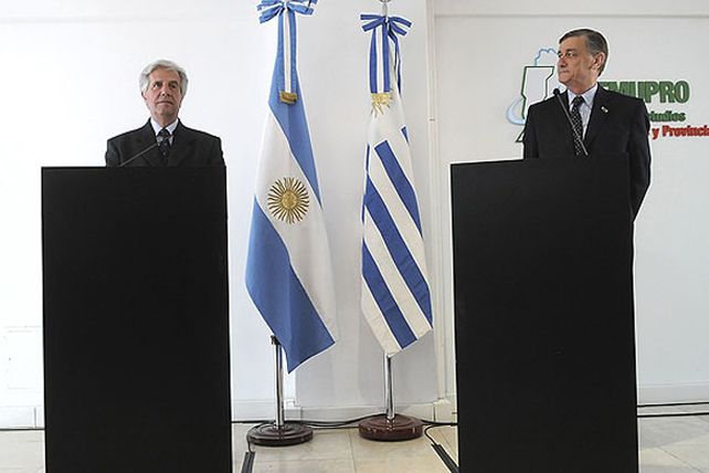 Tabaré Vázquez se reúne con Binner tras disertar esta tarde en Santa Fe