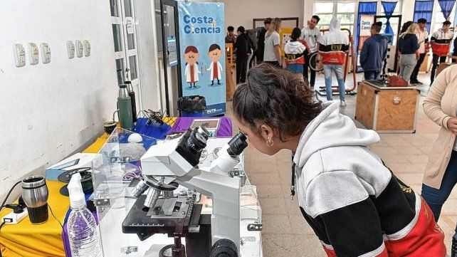 El Museo. Ofreece alternativas para estimular o complementar el aprendizaje de las ciencias que se desarrolla en el aula.