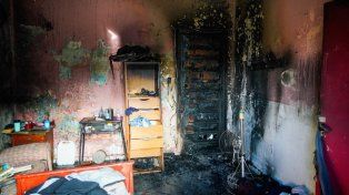 Alerta por un incendio en la zona oeste: auxiliaron a un jubilado con quemaduras