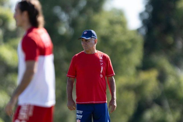 Unión, entre la paciencia y la urgencia: cómo sigue un mercado de pases aún incompleto