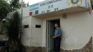 La provincia habilitará un 0800 para denunciar excesos policiales en las comisarías santafesinas