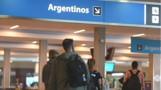 Actualizaron las condiciones para ingresar al país tras los récords de contagios de Covid