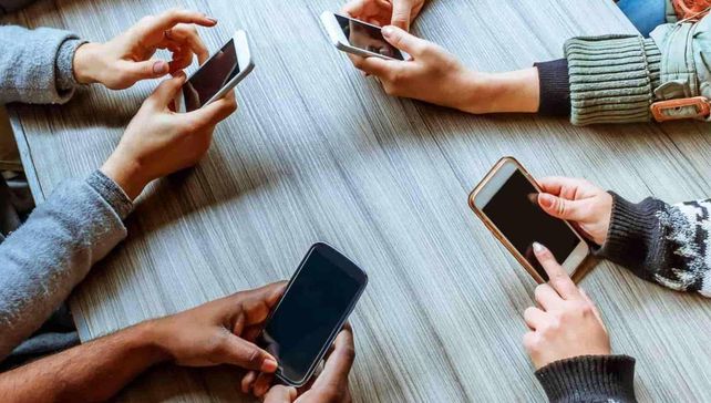 ¿Sos adicto al celular?