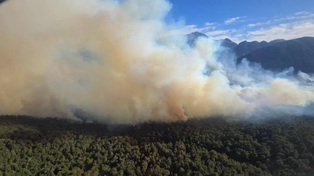El aumento de las temperaturas intensificó los focos de incendio y hay 2.122 hectáreas afectadas.