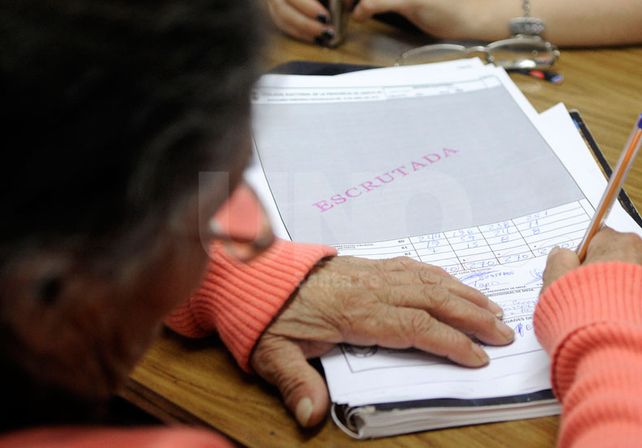 Claridad. El conteo final de las Paso despejó todas las dudas originadas en el provisorio. Ahora el TEP deberá conducir un proceso similar en un escenario de gran paridad electoral.