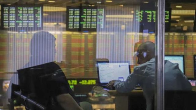 El riesgo país subió por encima de los 570 puntos como consecuencia de la caída de los bonos en dólares.