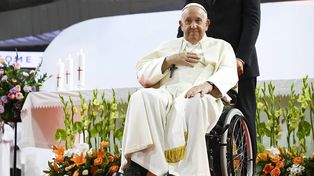El papa Francisco está mejorando, según el Vaticano