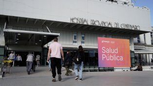 Cobro a extranjeros por servicios de salud pública: el proyecto que se estudia en Santa Fe