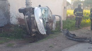 Vuelco fatal: un automovilista perdió la vida en el norte de la ciudad