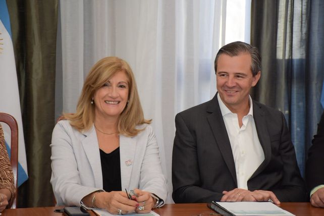 Anuncian la construcción de 500 viviendas para Paraná