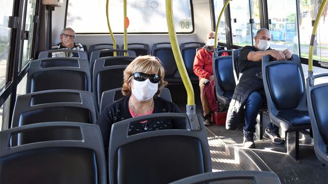 Javkin confía en que no haya paro de transporte y aguarda los subsidios nacionales