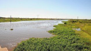 El río Salado llegó a los cuatro metros en Santo Tomé: en dos meses y medio subió 3