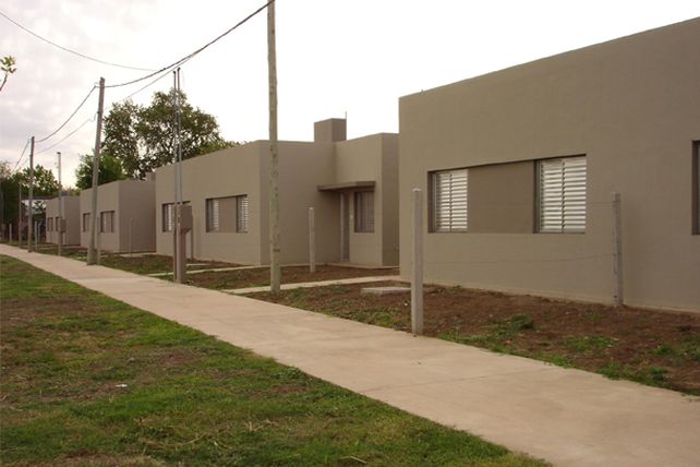 El gobierno provincial entregará escrituras de viviendas sociales en Reconquista