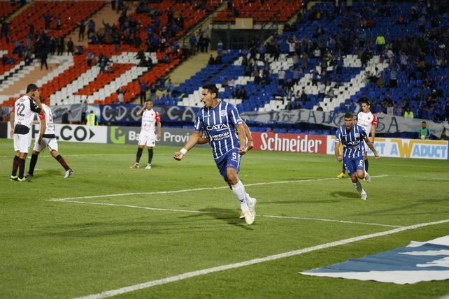 Patronato cayó en los penales y quedó eliminado en Mendoza