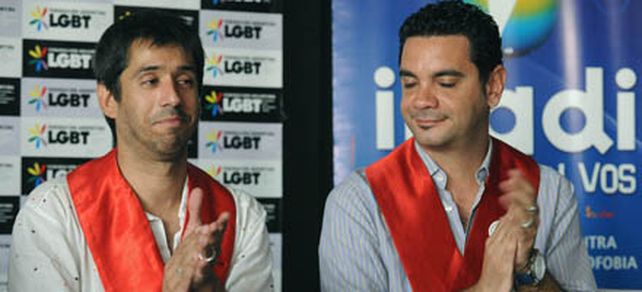 M&aacute;s de cien parejas gay seguir&aacute;n el camino judicial para casarse