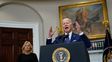 Biden pronuncia su desesperado pedido mientras su esposa Jill escucha. ¿Cuándo, en nombre de Dios...