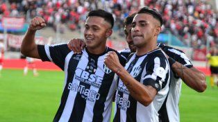 Central Córdoba visitará el Coloso para enfrentar a Newells por la Liga Profesional.