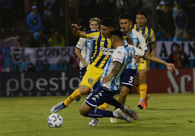 El triunfo que Central logró por la vía de los penales ante Racing le permitió dar un paso más en la búsqueda del título.