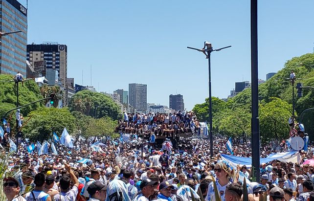 Buenos Aires: Avenida 9 de julio. 