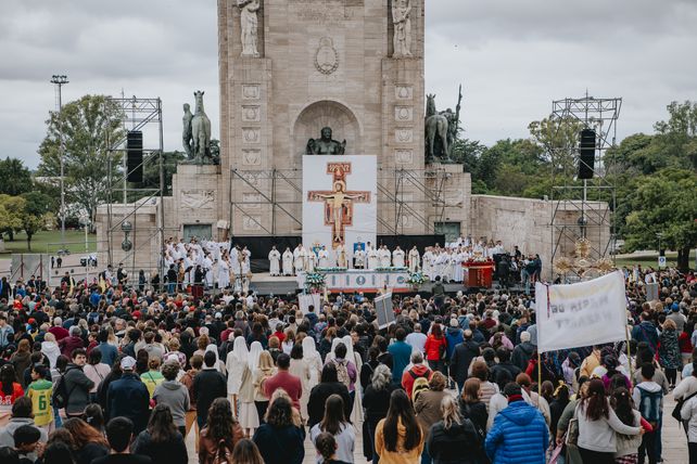 Con una misa se conmemoraron los 250 años de la llegada de la Virgen del Rosario