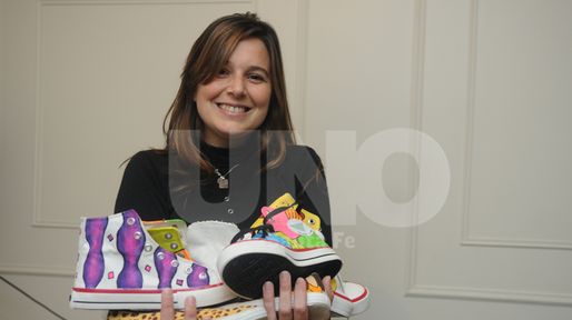 Hacen zapatillas con onda, un emprendimiento que ya camina