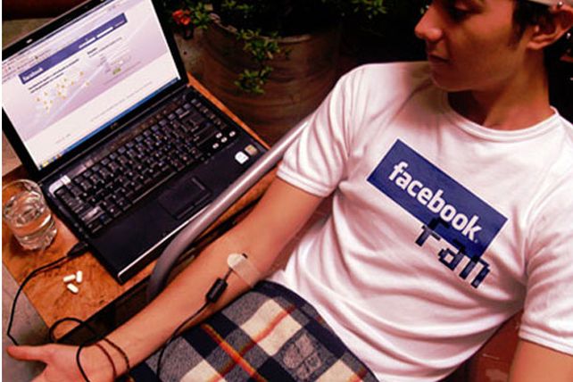 Las malas influencias de Facebook en adolescentes