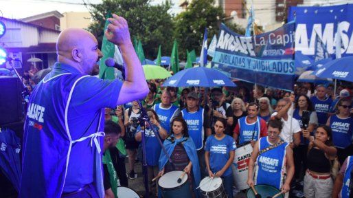 Amsafé cuestionó el aumento por decreto del Gobierno: Si no hay acuerdo, la paritaria debe seguir, afirmó Rodrigo Alonso