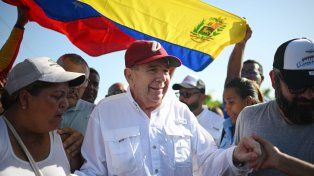 El gobierno venezolano ofrece una recompensa para quien dé información para llegar a Edmundo González Urrutia.