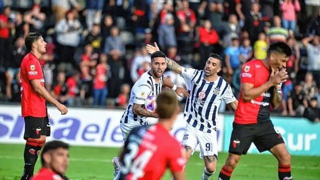 Colón no ganó como local en este torneo y de los últimos 12 partidos en el Brigadier López