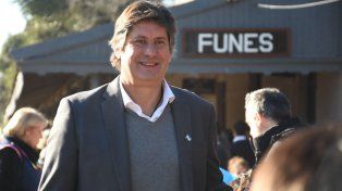El intendente de Funes, Roly Santacroce.