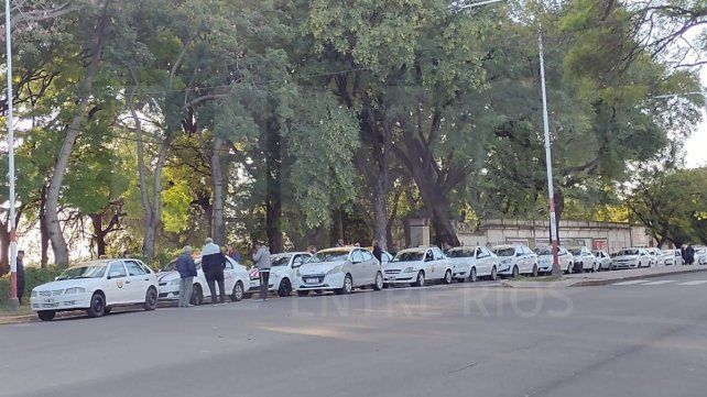 Los choferes de Uber y DiDi son ilegales en Paraná