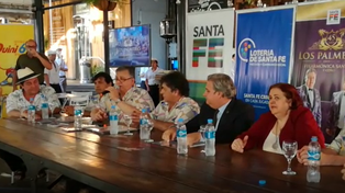 Los Palmeras presentaron su primer vinilo y un dvd junto a la Filarmónica