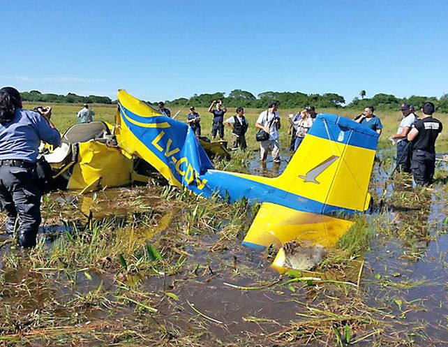 Destrozada. La aeronave se deformó completamente por el impacto.