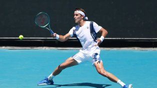 El platense Etcheverry derrotó a Kecmanovic en su debut en el Abierto de Australia