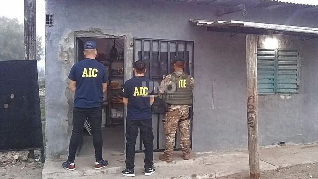 Cayeron presos cuatro tiratiros del Barrio San Lorenzo por abuso de armas y varias usurpaciones